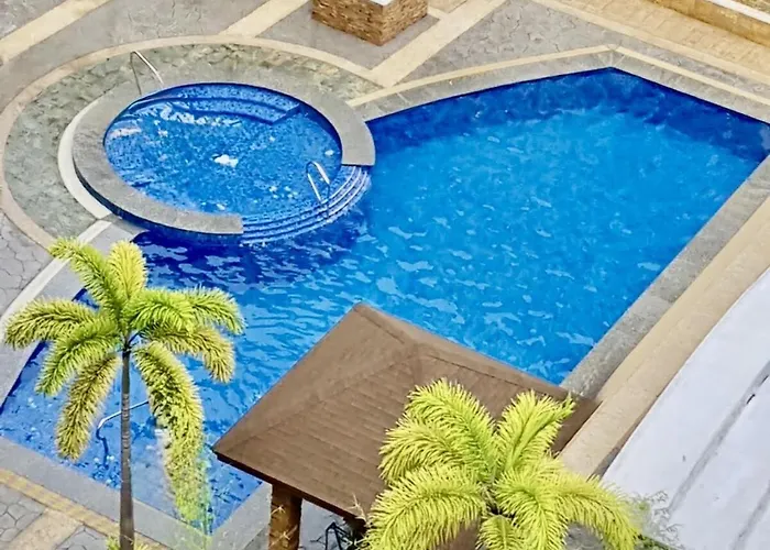 Apartment Staycation Or Flight Crew Oasis Mins To Naia Kitchenette Cozy *